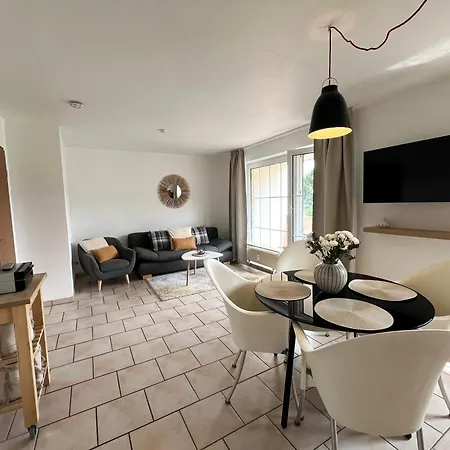 Lejlighed Mit Meerblick, Sonne&flair